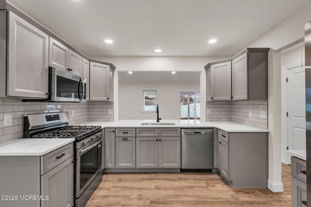 54 Morris Boulevard, Bayville, NJ 08721