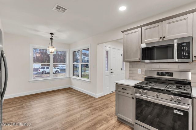 54 Morris Boulevard, Bayville, NJ 08721