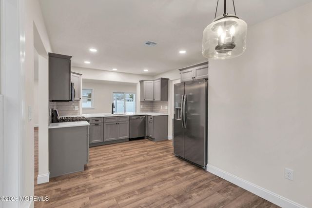 54 Morris Boulevard, Bayville, NJ 08721