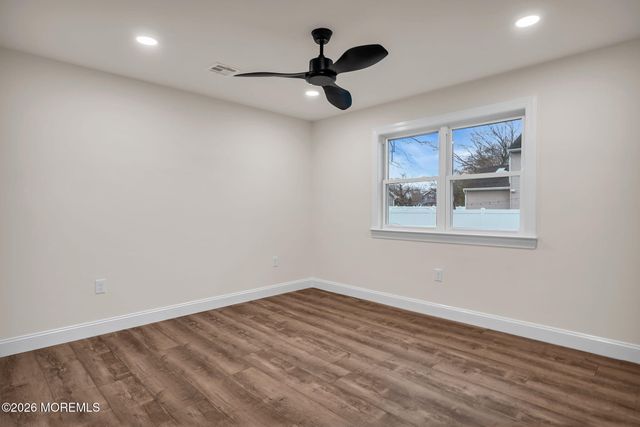 54 Morris Boulevard, Bayville, NJ 08721