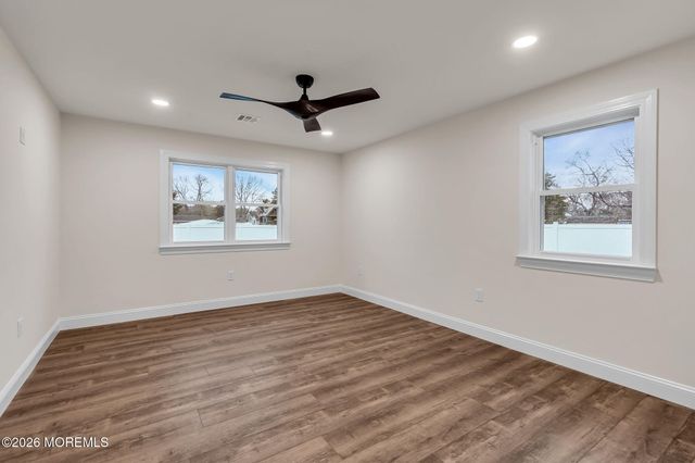 54 Morris Boulevard, Bayville, NJ 08721