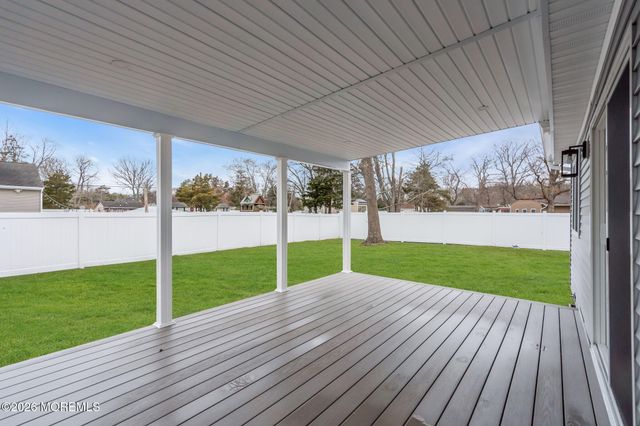 54 Morris Boulevard, Bayville, NJ 08721