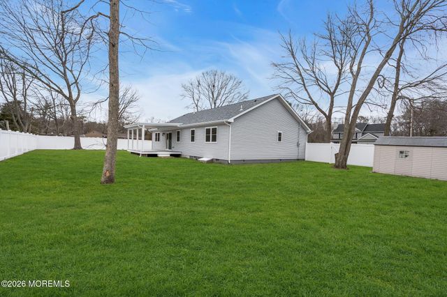 54 Morris Boulevard, Bayville, NJ 08721