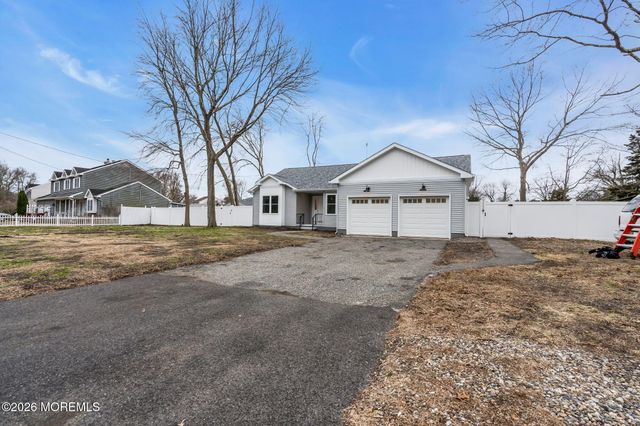 54 Morris Boulevard, Bayville, NJ 08721