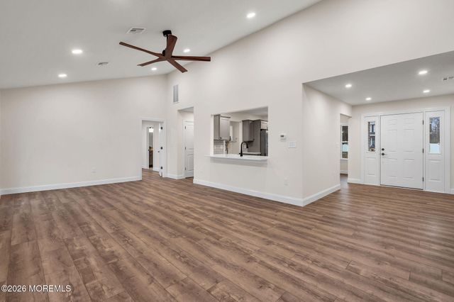 54 Morris Boulevard, Bayville, NJ 08721