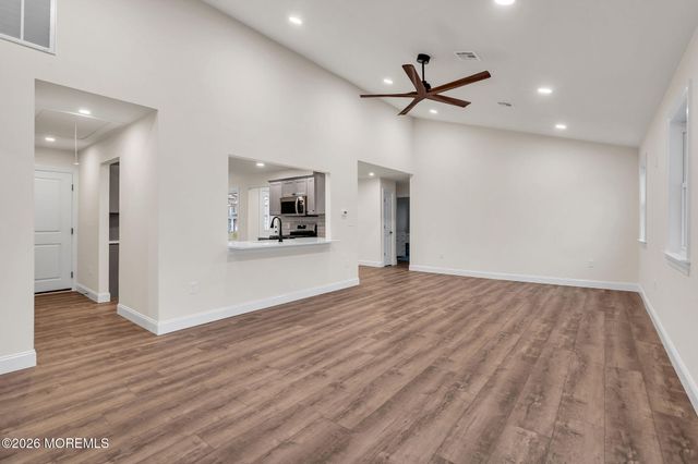 54 Morris Boulevard, Bayville, NJ 08721