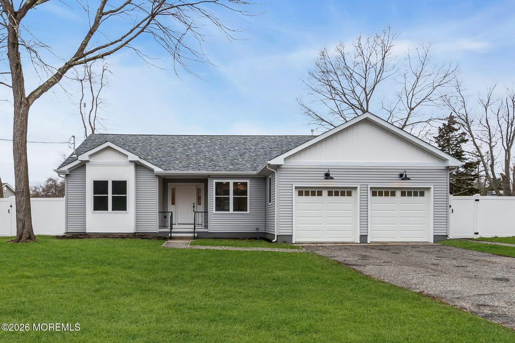 54 Morris Boulevard, Bayville, NJ 08721