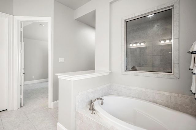 110 Hunter Hollow Drive, Montgomery, TX 77316