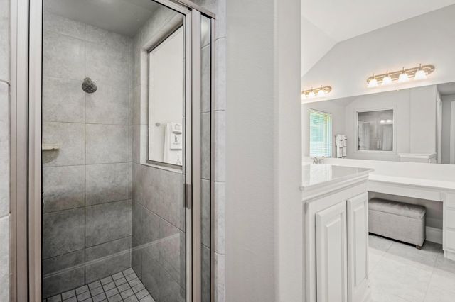 110 Hunter Hollow Drive, Montgomery, TX 77316