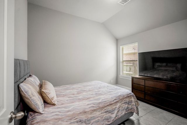 110 Hunter Hollow Drive, Montgomery, TX 77316