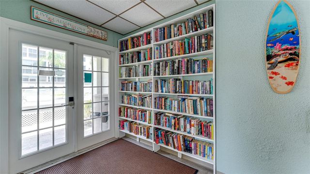 3647 LAKE BAYSHORE DRIVE J416, Bradenton, FL 34205