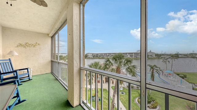 3647 LAKE BAYSHORE DRIVE J416, Bradenton, FL 34205