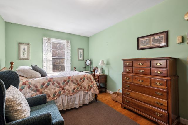 404C Van Hook Dr, Ashland City, TN 37015