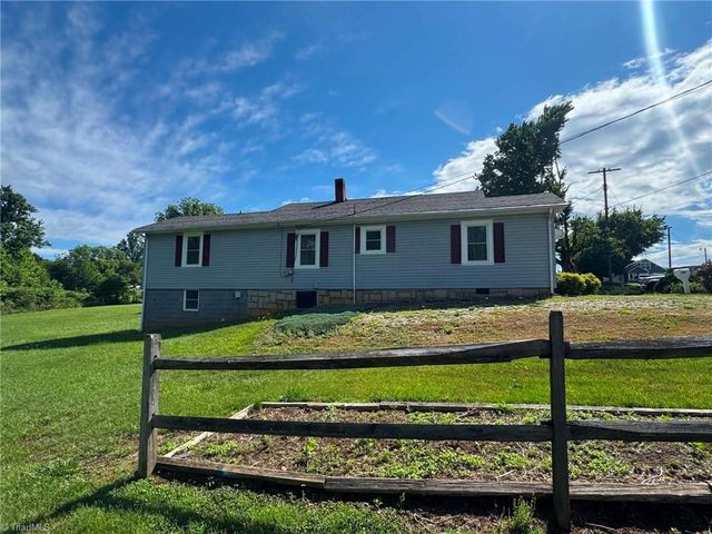 1230 Zephyr Mountain Park Road, State Road, NC 28676