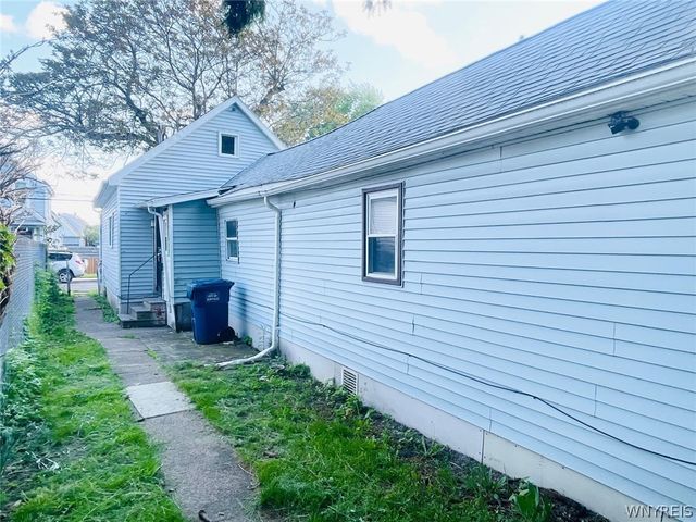 18 Olga Place, Buffalo, NY 14206