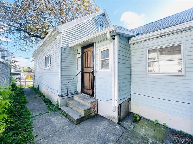 18 Olga Place, Buffalo, NY 14206