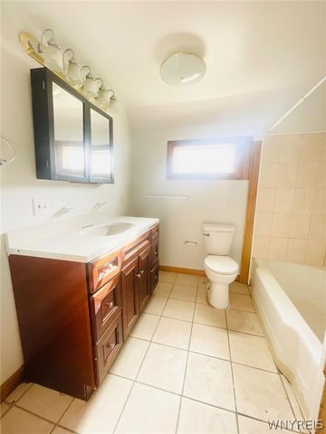 18 Olga Place, Buffalo, NY 14206