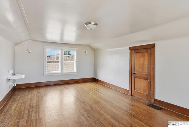 2753 N 47th Avenue, Omaha, NE 68104