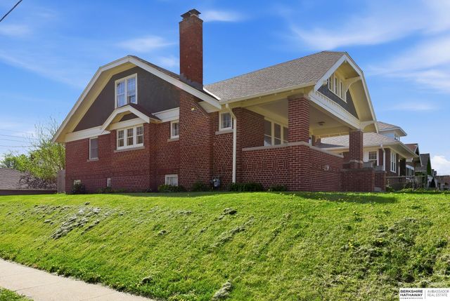 2753 N 47th Avenue, Omaha, NE 68104