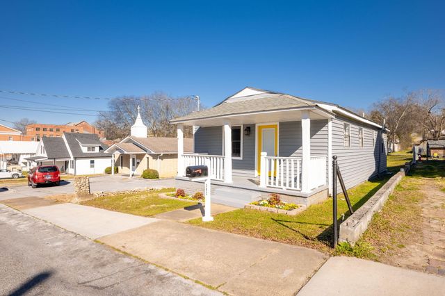302 E Gordon Avenue, Rossville, GA 30741