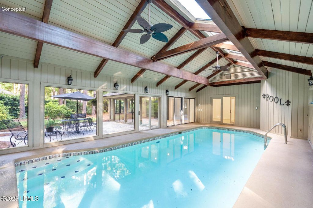 4 Brown Thrasher Road, Hilton Head Island, SC 29926