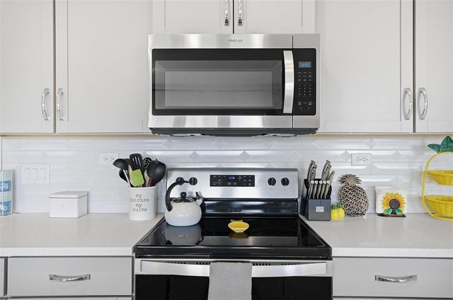 128 NIGHT HAWK LANE, Palm Coast, FL 32164