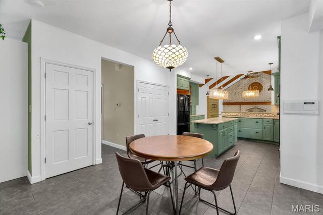 1827 Shiloh Woods Road, Wildwood, MO 63005