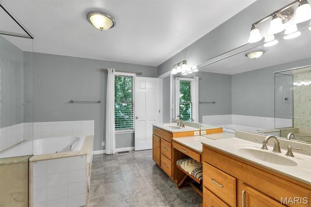 1827 Shiloh Woods Road, Wildwood, MO 63005