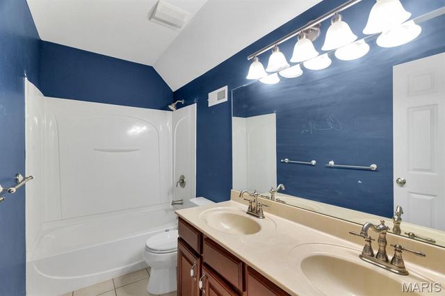1827 Shiloh Woods Road, Wildwood, MO 63005
