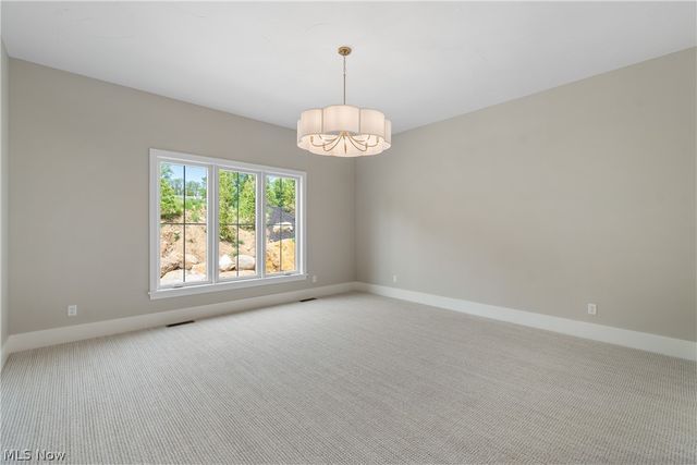 526 Sawgrass Drive, Fairlawn, OH 44333