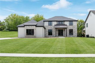 526 Sawgrass Drive, Fairlawn, OH 44333