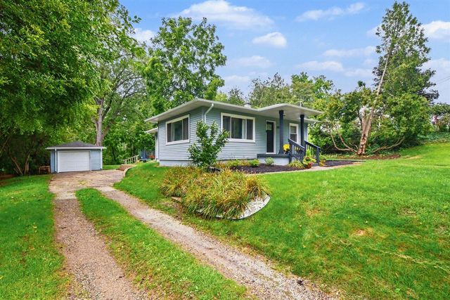 4833 Wakefield Avenue, Comstock Park, MI 49321