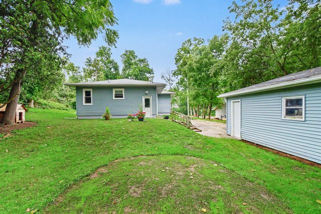 4833 Wakefield Avenue, Comstock Park, MI 49321