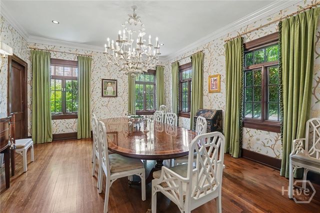 27 E 49th Street, Savannah, GA 31405