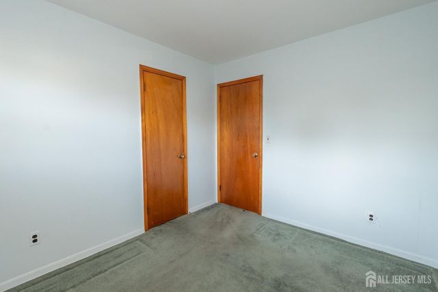 976 Maltby Avenue, South Plainfield, NJ 07080