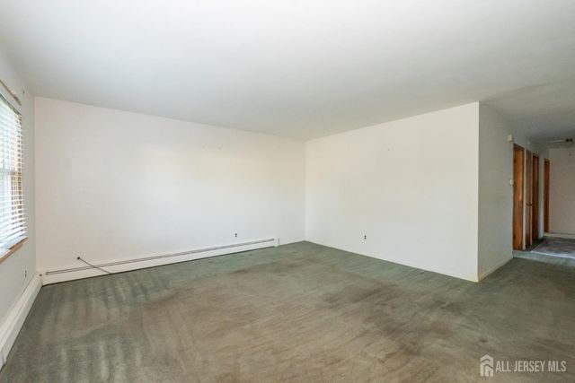 976 Maltby Avenue, South Plainfield, NJ 07080