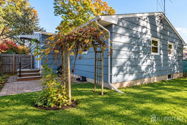 976 Maltby Avenue, South Plainfield, NJ 07080