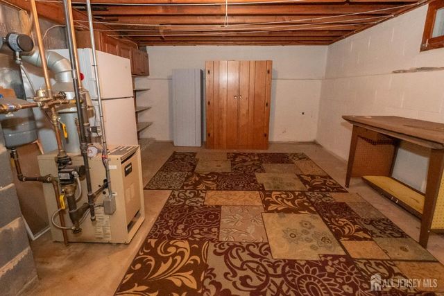 976 Maltby Avenue, South Plainfield, NJ 07080