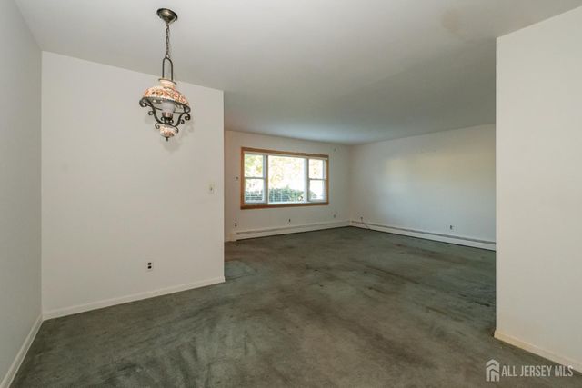 976 Maltby Avenue, South Plainfield, NJ 07080