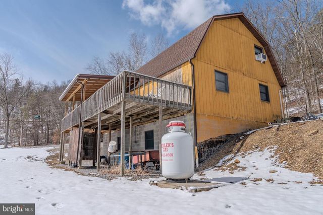 21697 VIEW DR, Three Springs, PA 17264