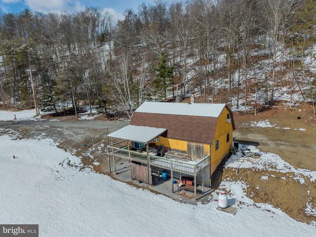 21697 VIEW DR, Three Springs, PA 17264