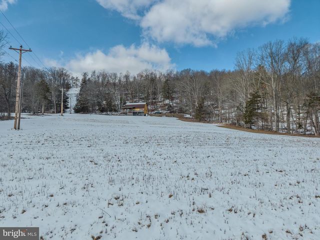 21697 VIEW DR, Three Springs, PA 17264