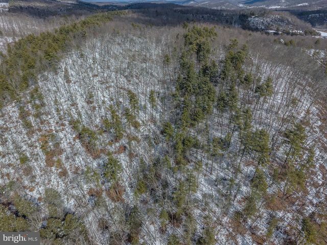 21697 VIEW DR, Three Springs, PA 17264