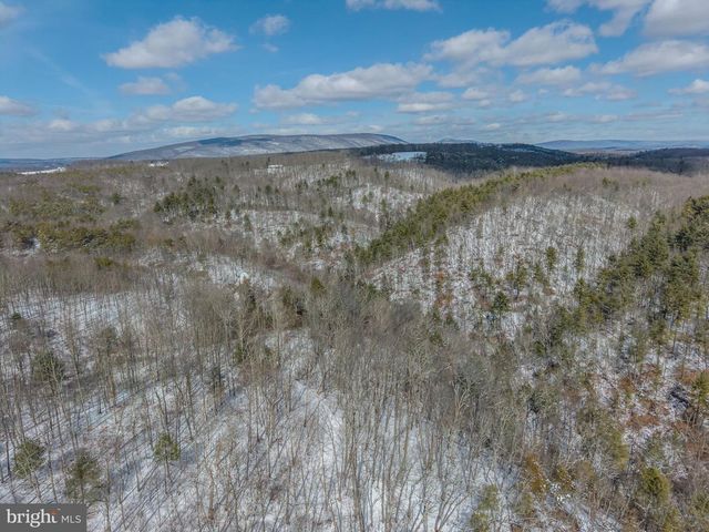 21697 VIEW DR, Three Springs, PA 17264