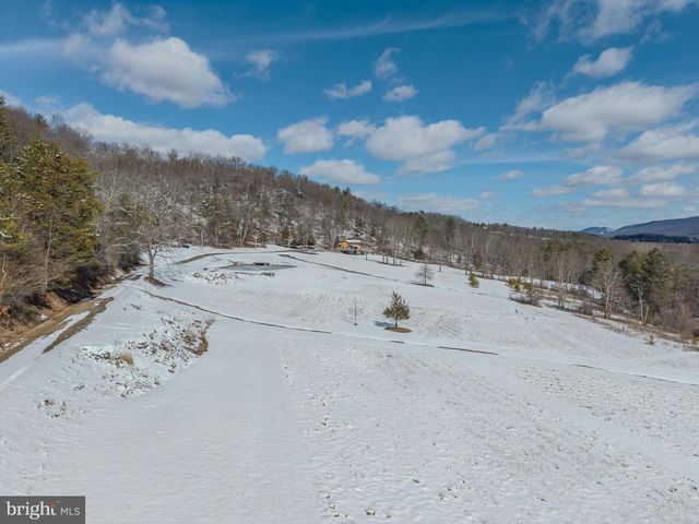 21697 VIEW DR, Three Springs, PA 17264