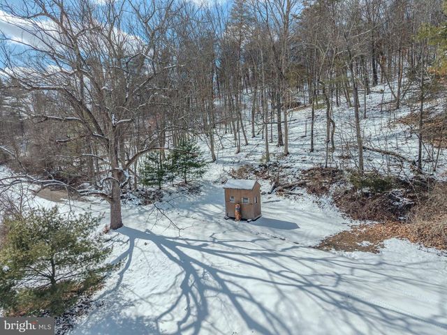 21697 VIEW DR, Three Springs, PA 17264