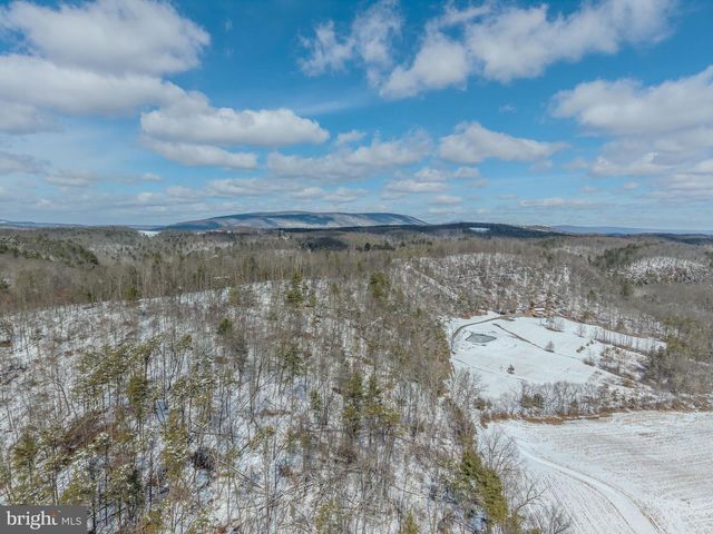 21697 VIEW DR, Three Springs, PA 17264