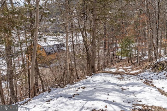 21697 VIEW DR, Three Springs, PA 17264