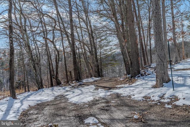 21697 VIEW DR, Three Springs, PA 17264