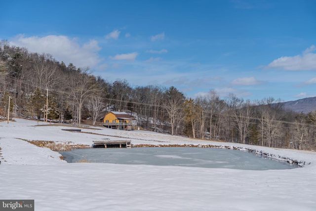 21697 VIEW DR, Three Springs, PA 17264